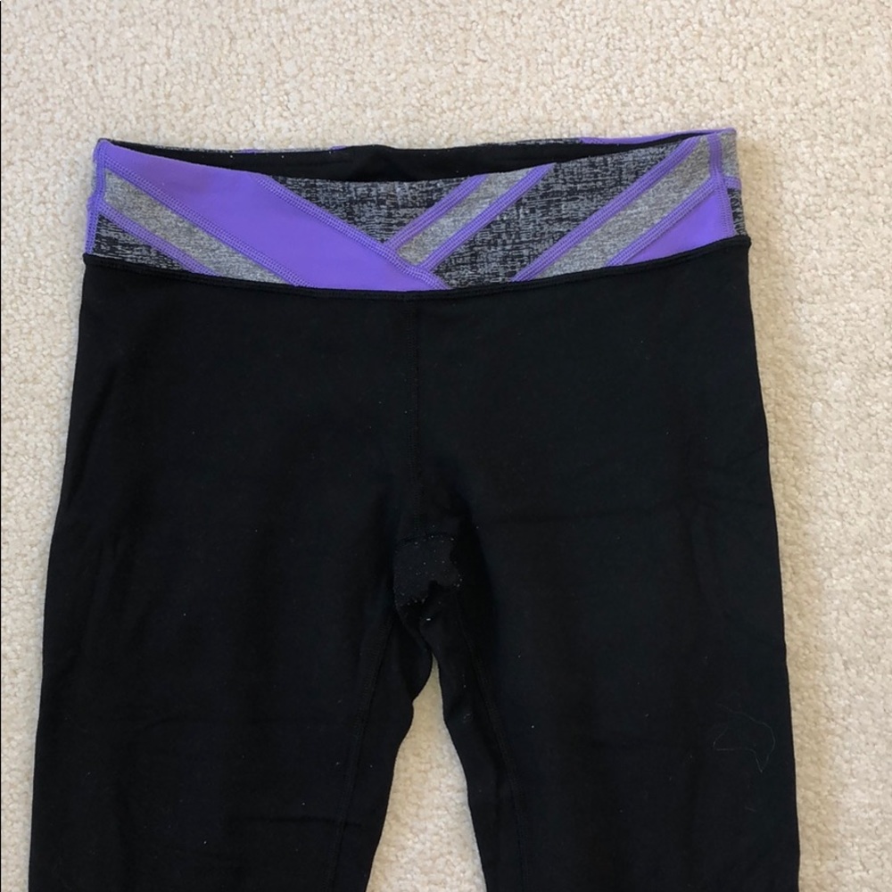 Ivivvia by lululemon leggings